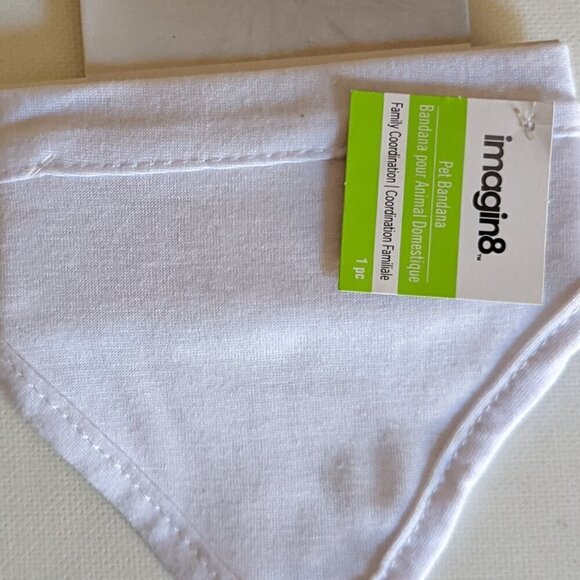 NWT Bandana Cat Dog White XS-S Michaels Imagin8 Pet Small Clothes Bib Adjustable - Picture 2 of 5